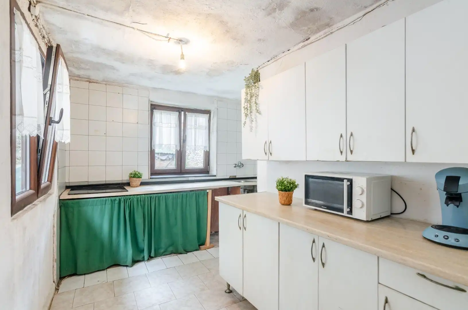 Küche von Einfamilien-Reihenhaus zum Verkauf in Cangas de Onís mit Heizung und Abstellraum