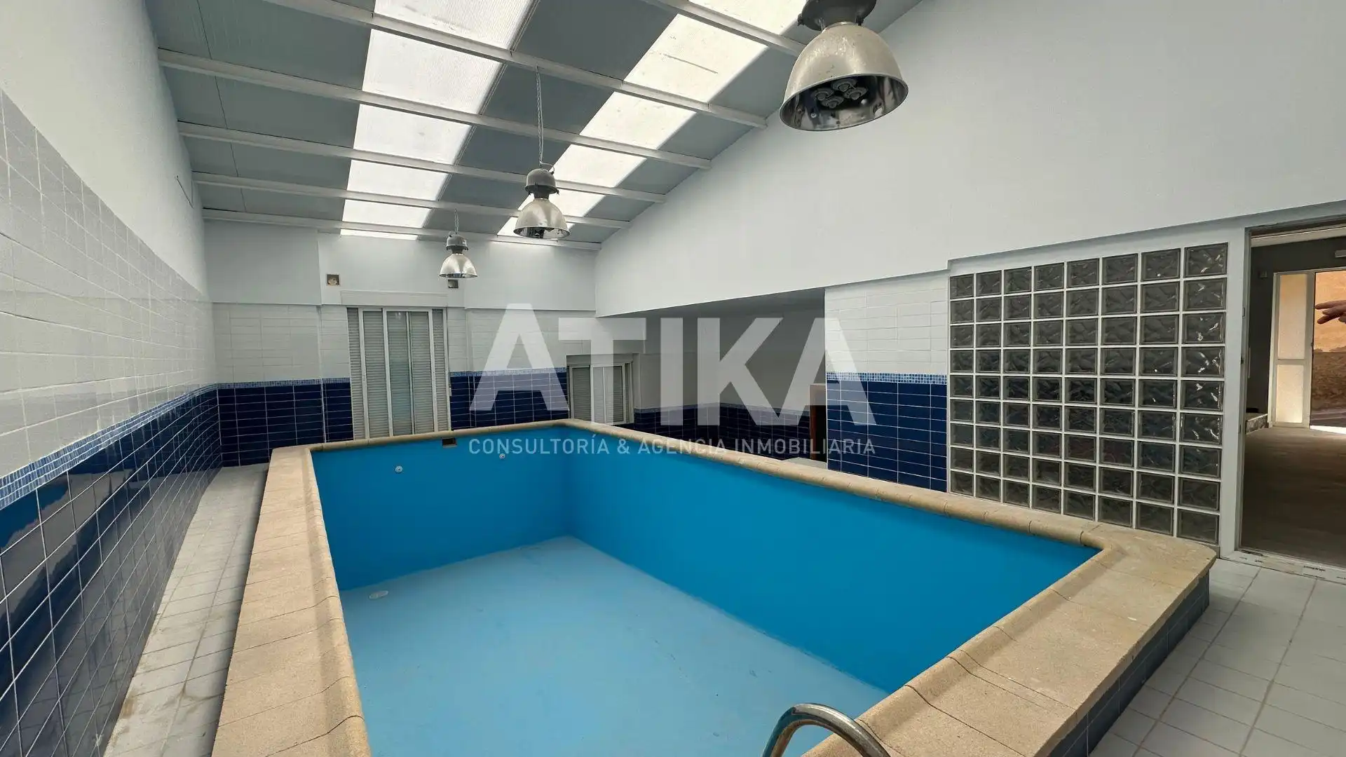Piscina de Casa o chalet en venta en Banyeres de Mariola con Aire acondicionado, Calefacción y Terraza