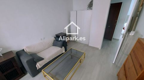 Foto 3 de Piso en venta en Jaime Segarra, 68, Carolinas Bajas, Alicante / Alacant