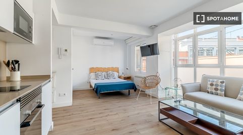 Foto 5 de Habitació a Castillejos - Cuzco, Madrid Capital