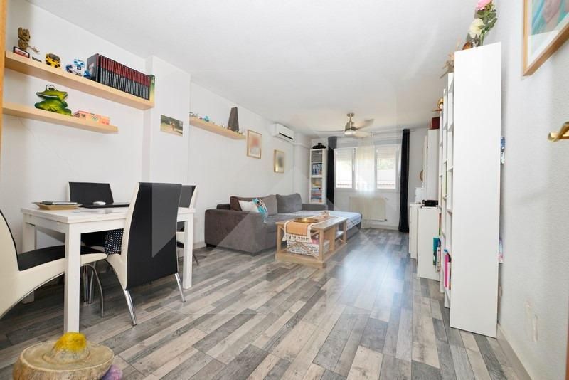 Flat for sale in Calle Trigo, Guardia Civil - Zona industrial