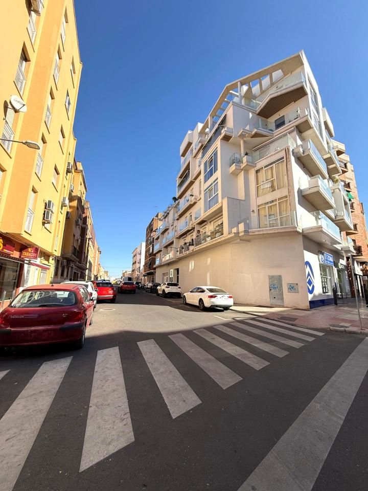 Vista exterior de Planta baixa en venda en Badajoz Capital