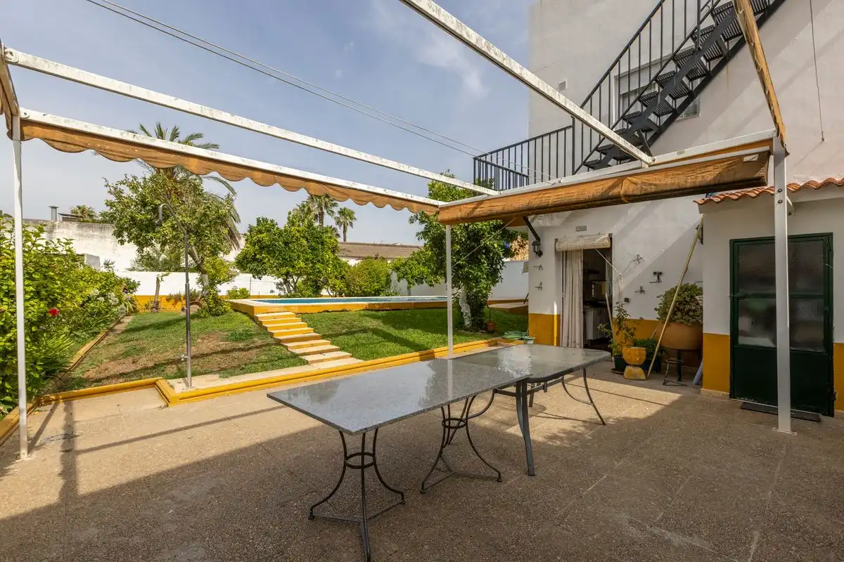 Terrasse von Maisonette zum Verkauf in Bollullos de la Mitación mit Heizung, Privatgarten und Abstellraum