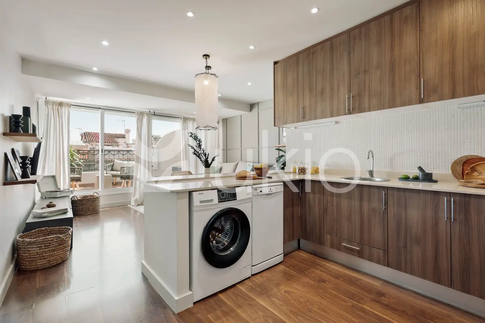 Cocina de Apartamento de alquiler en Barcelona con Aire acondicionado, Calefacción y Terraza