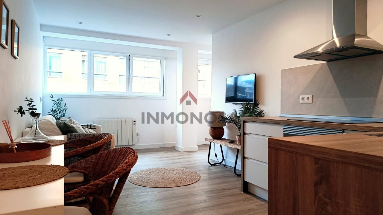 Wohnzimmer von Wohnungen miete in Ferrol mit Heizung und Möbliert