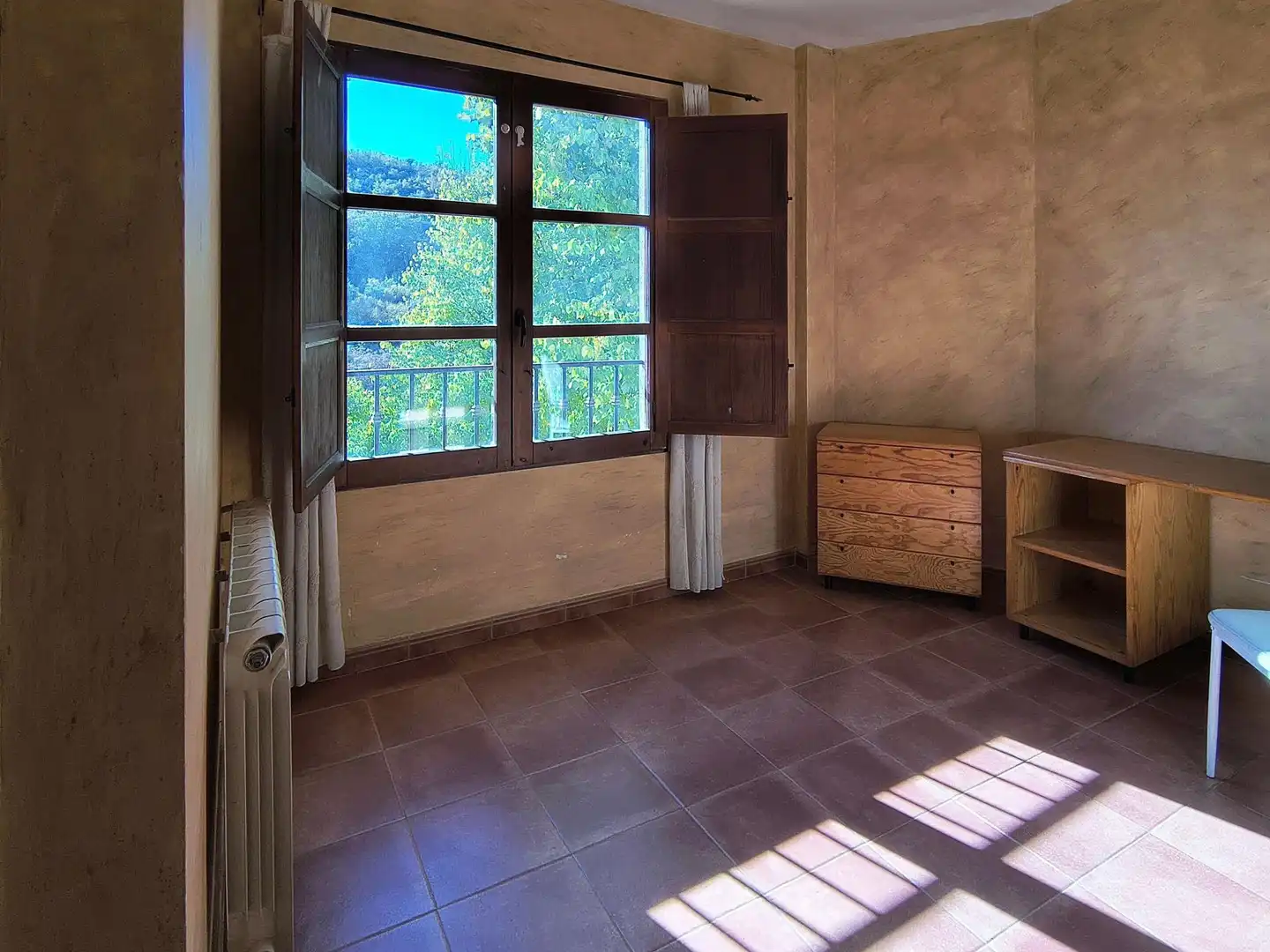 Habitación de Casa adosada en venta en Olmeda de las Fuentes con Calefacción y Terraza