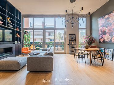 Penthouse mit Aufzug zum Verkauf in Carrer de Provença