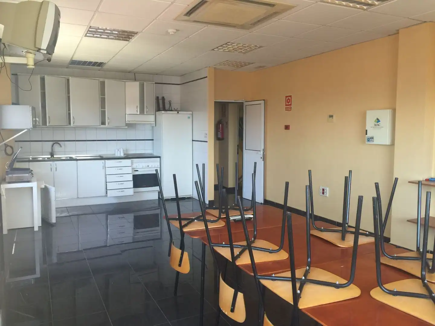 Kitchen of Industrial buildings for sale in Candelaria