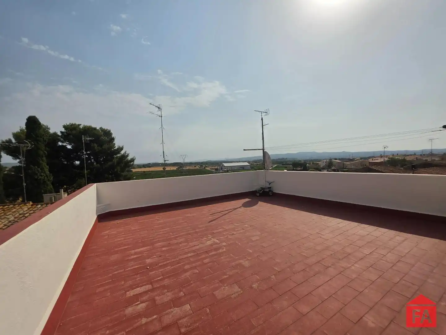 Terrassa de Casa o xalet en venda en Banyeres del Penedès amb Calefacció, Terrassa i Traster