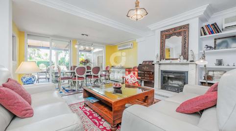 Foto 4 de Casa adosada en venda a Gelves, Sevilla