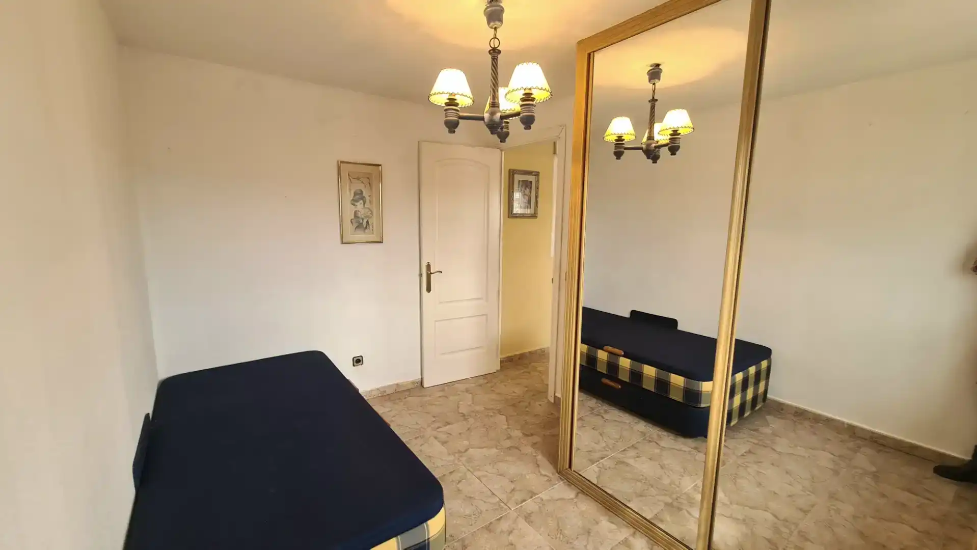 Dormitori de Àtic en venda en Alcorcón amb Aire condicionat, Parquet i Moblat