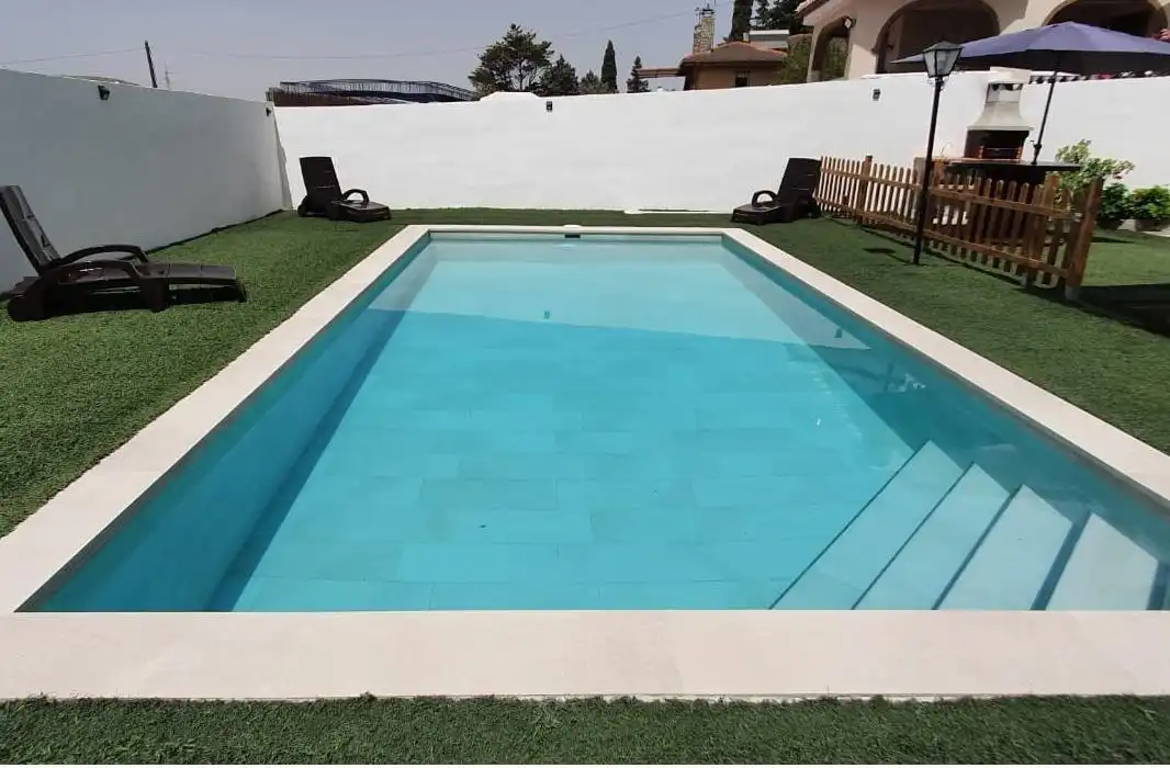 Piscina de Casa o chalet en venta en Padul
