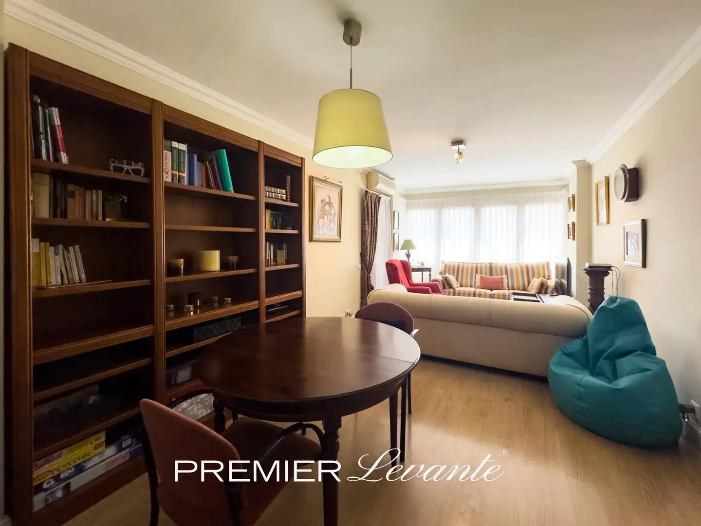 Wohnung zur Miete in Avenida de la estacion, Ensanche - Diputación