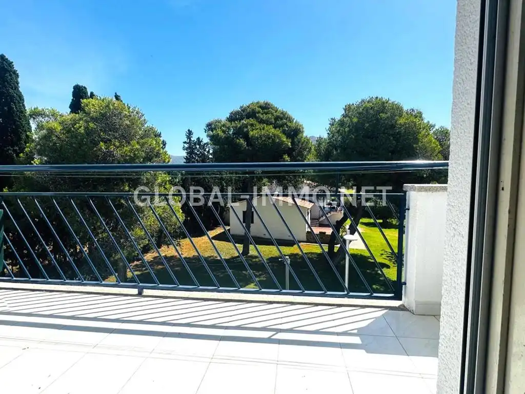 Apartament en venda en Roses amb Terrassa i Moblat