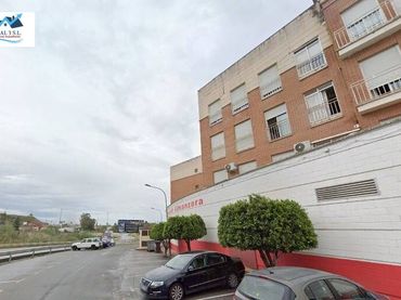 Flat with lift for sale in Calle BAJA
