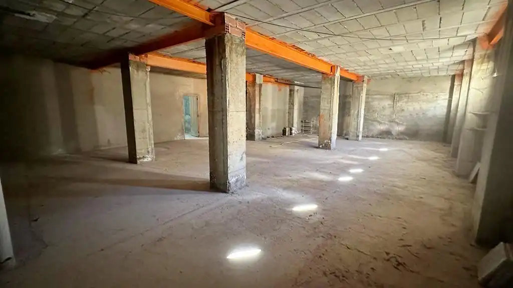Local comercial en venda a Olmedo, imagen 2