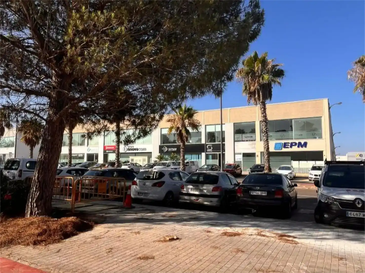 Vista exterior de Oficina de lloguer en Paterna