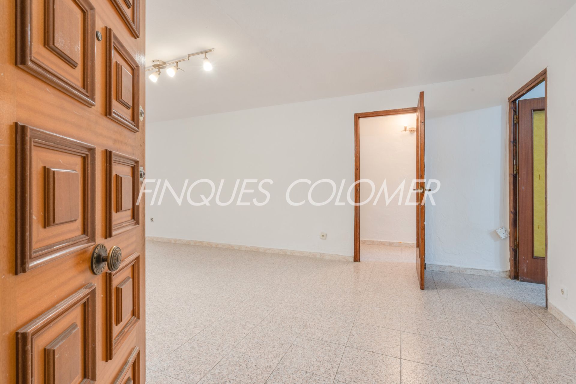 Flat for sale in Rubí  with Oven and Alarm