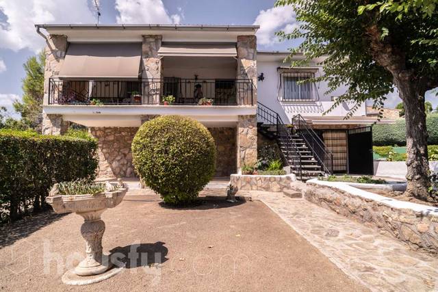 Casa-chalet en Venta en Paseo Paz, . en Pelayos de la Presa