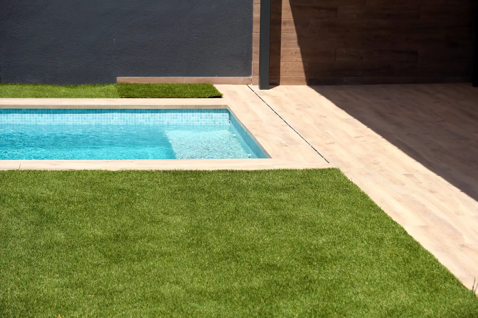 Piscina de Casa o chalet en venta en Sant Pere Pescador con Aire acondicionado, Calefacción y Jardín privado