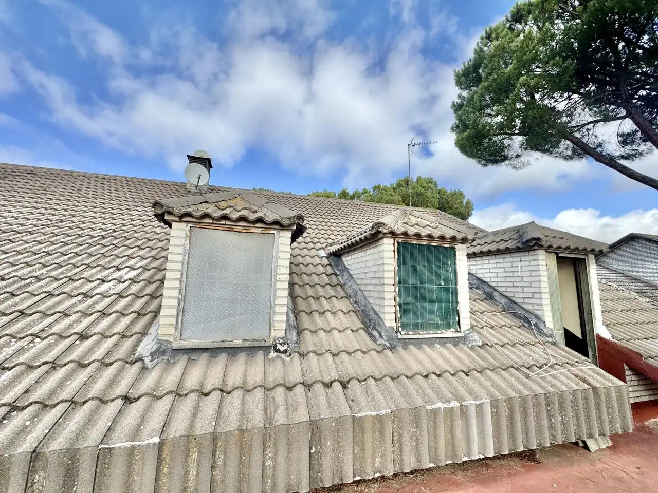 Vista exterior de Local en venta en Maello con Aire acondicionado