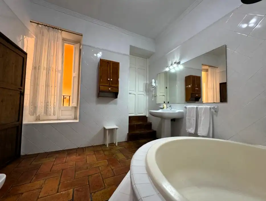 Baño de Finca rústica en venta en Xàtiva con Aire acondicionado, Calefacción y Jardín privado