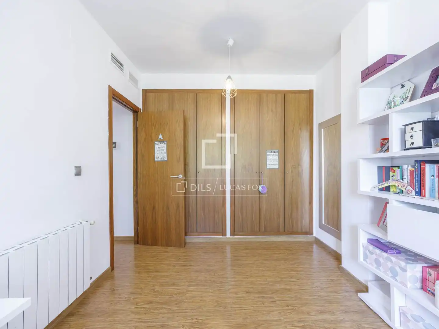 Habitación de Casa o chalet en venta en Bétera con Aire acondicionado, Calefacción y Jardín privado