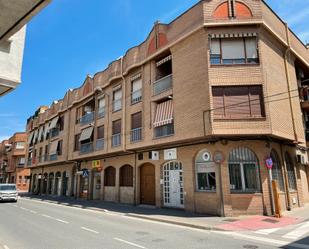 Vista exterior de Pis en venda en San Adrián amb Terrassa i Balcó