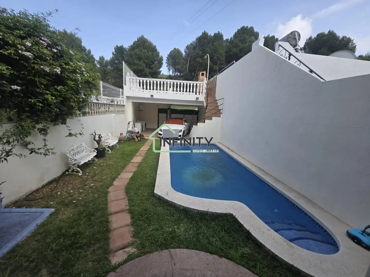 Piscina de Casa o xalet en venda en Oliva amb Aire condicionat, Calefacció i Piscina