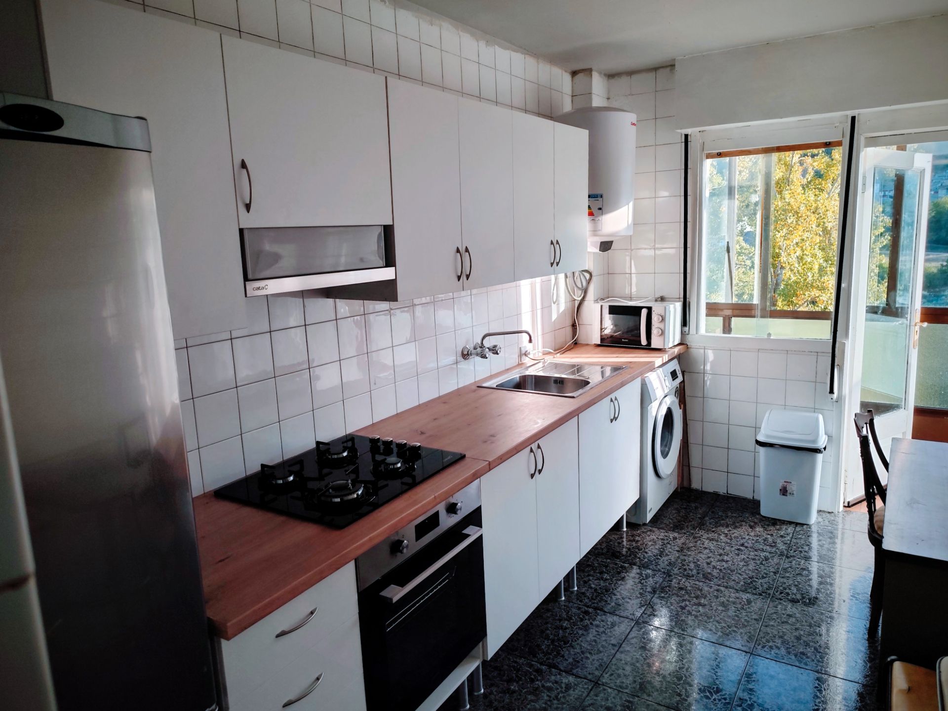 Kitchen of Flat to rent in O Barco de Valdeorras    with Parquet flooring, Furnished and Oven