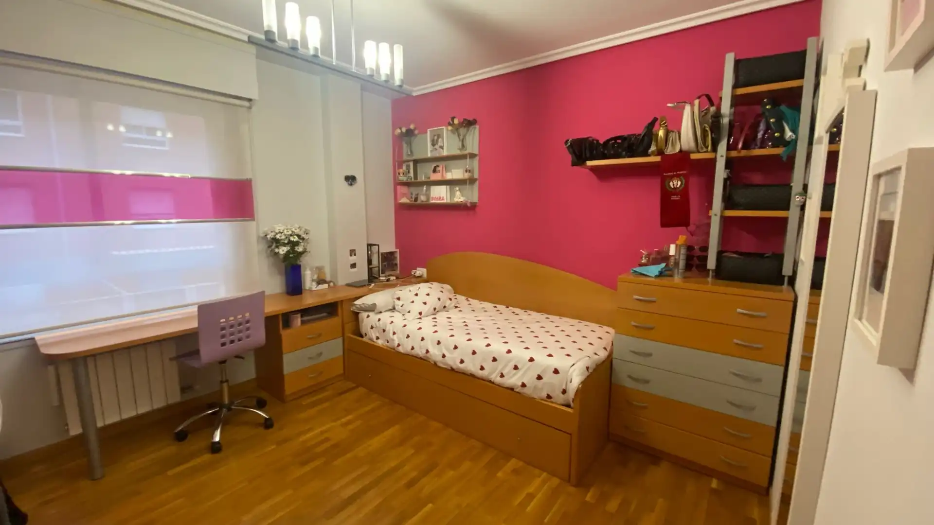 Schlafzimmer von Wohnung zum Verkauf in  Logroño mit Heizung, Parkett und Terrasse