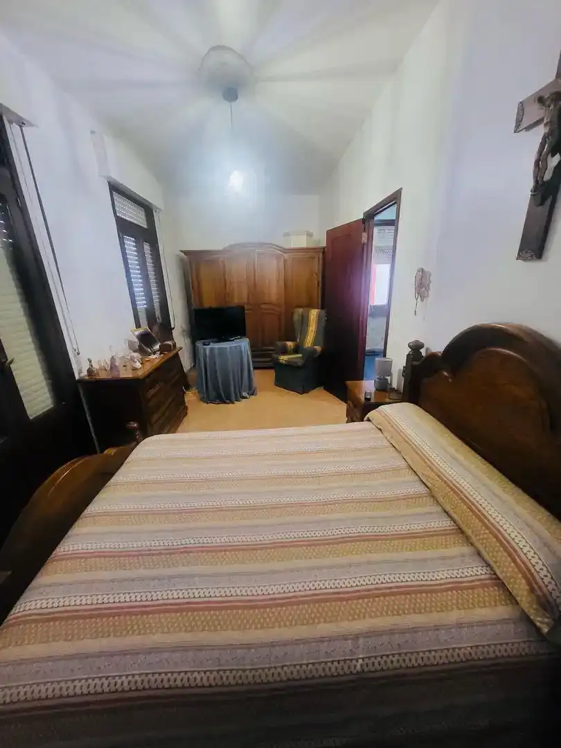Habitación de Casa adosada en venta en Ribeira con Amueblado, Horno y Lavadora