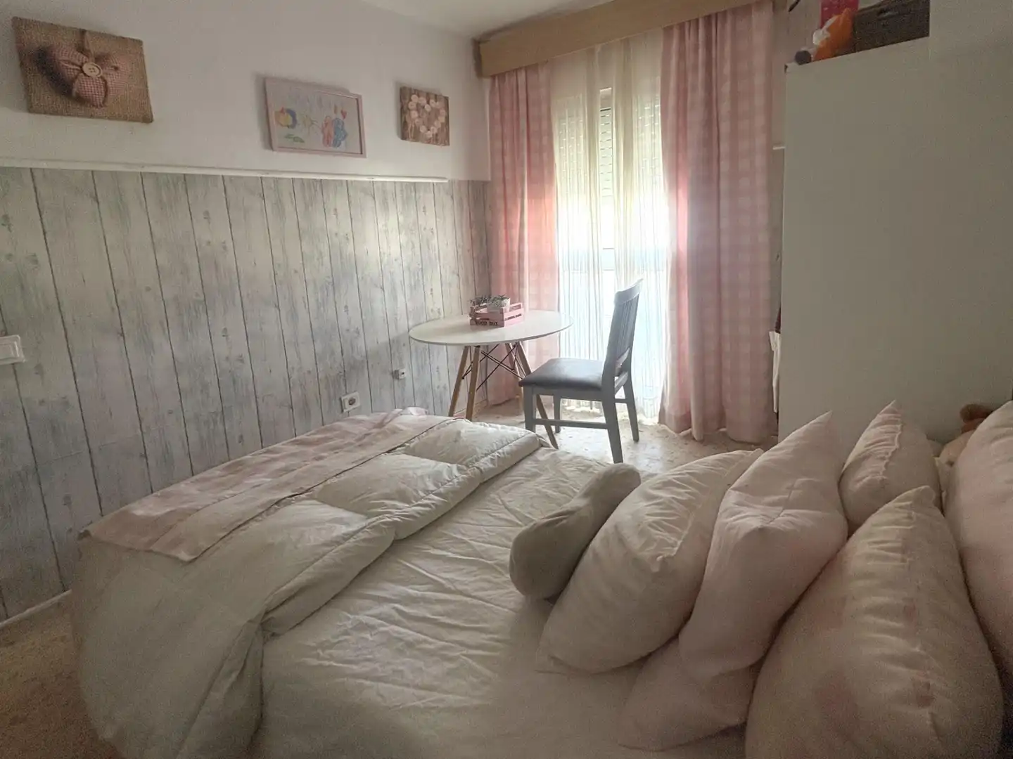Dormitori de Casa adosada en venda en Jerez de la Frontera amb Aire condicionat