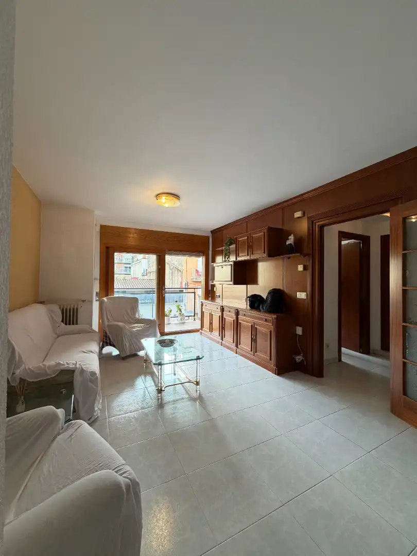 Living room of Flat for sale in Figueres  with Air Conditioner, Heating and Terrace