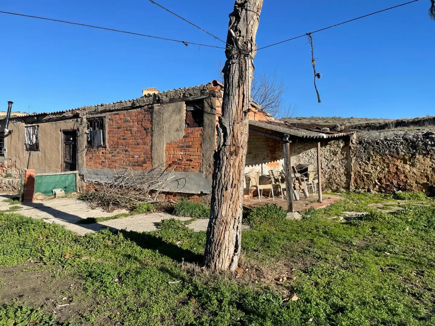 Vista exterior de Finca rústica en venda en Segovia amb Jardí privat, Traster i Piscina