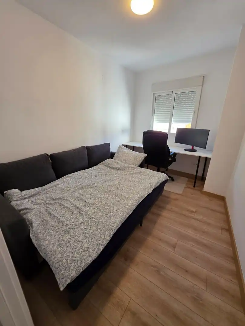 Habitación de Apartamento de alquiler en Águilas con Aire acondicionado, Terraza y Amueblado