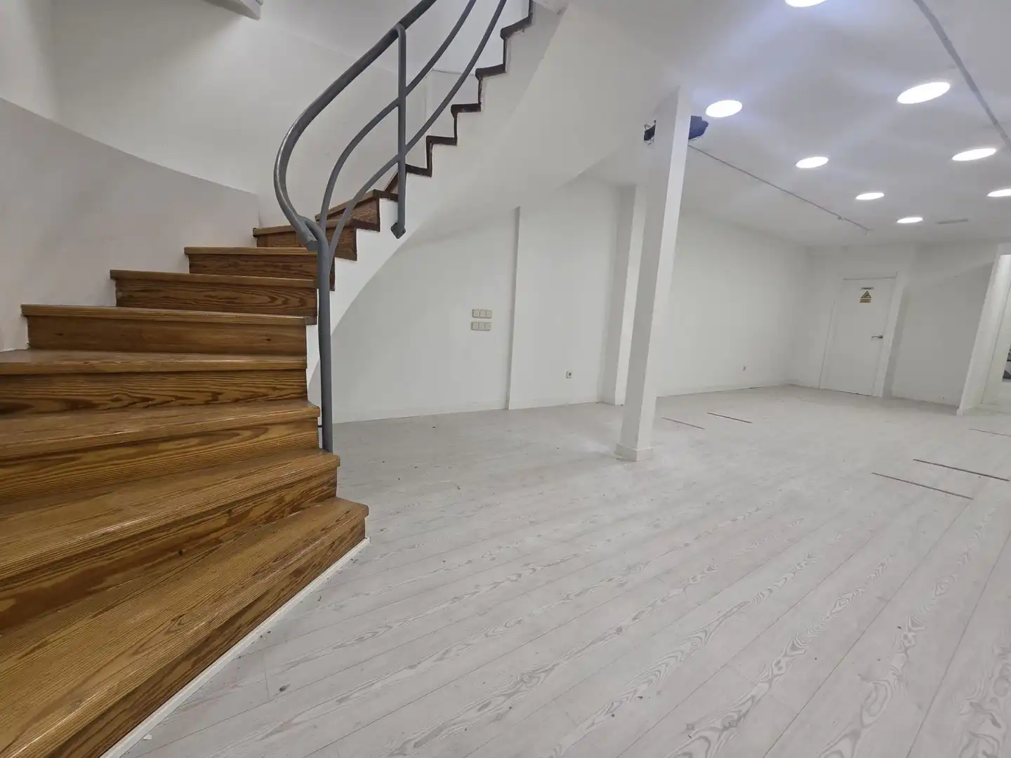 Commercial properties for rent in  Logroño  with Air Conditioner