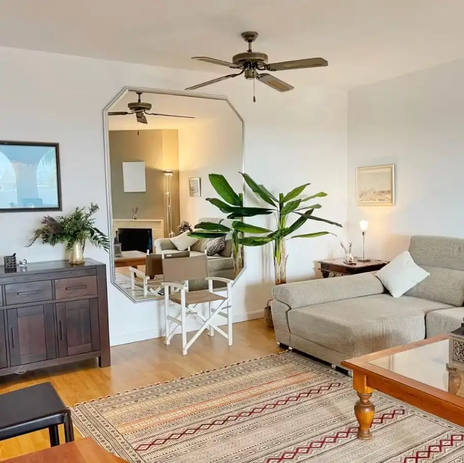 Apartamento con piscina en alquiler en La Quinta, imagen 3