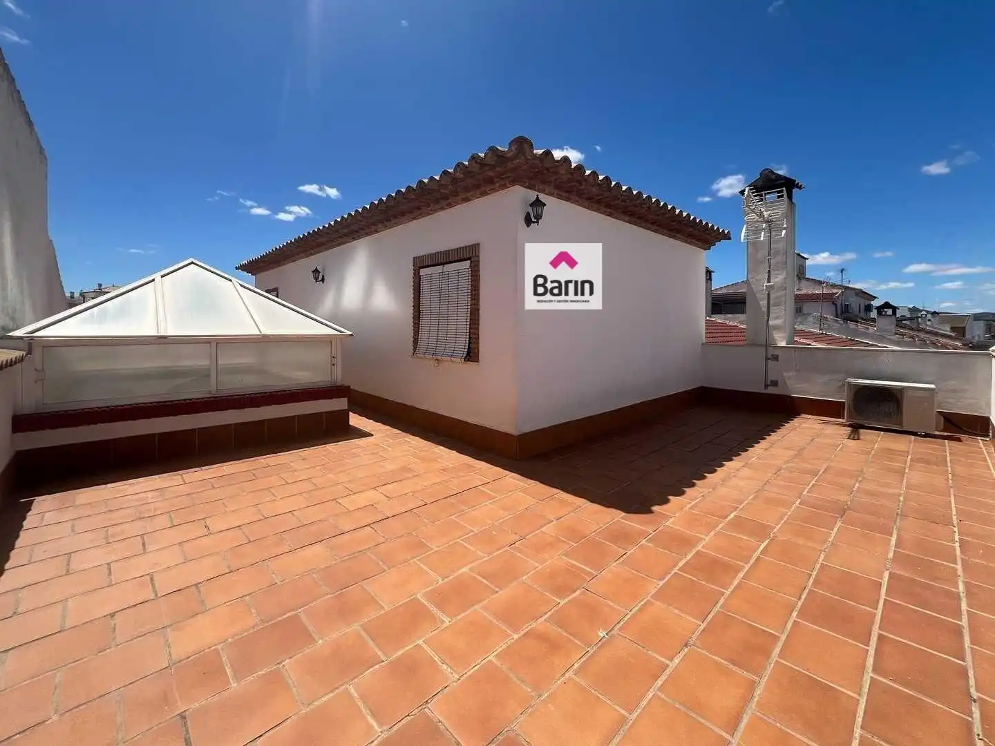 Exterior view of Houses for sale in La Roda de Andalucía  with Air Conditioner, Terrace and Storage room