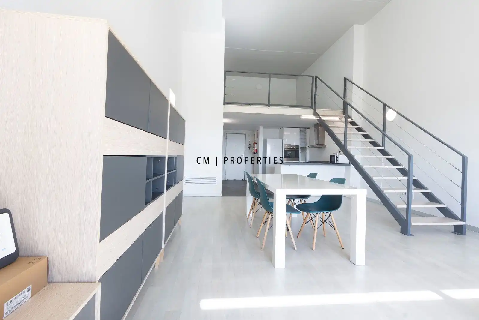 Wohnung zur Miete in Xirivella mit Klimaanlage, Heizung und Terrasse