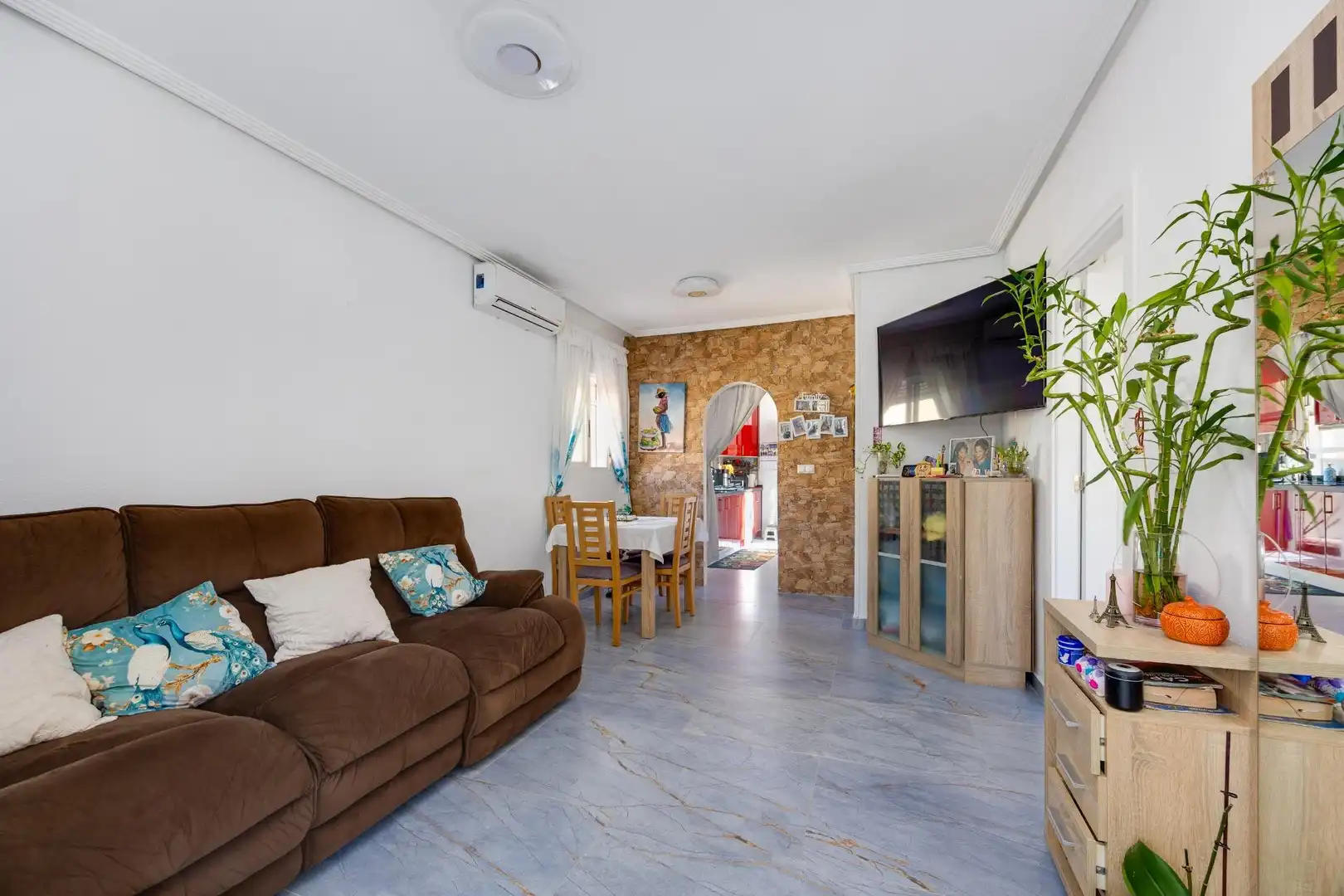 Sala de estar de Casa o chalet en venta en Torrevieja con Aire acondicionado, Calefacción y Terraza