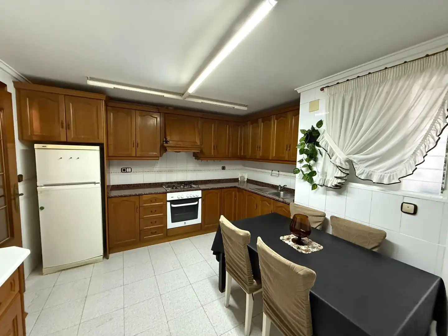 Cocina de Piso de alquiler en Alicante / Alacant con Aire acondicionado, Calefacción y Terraza