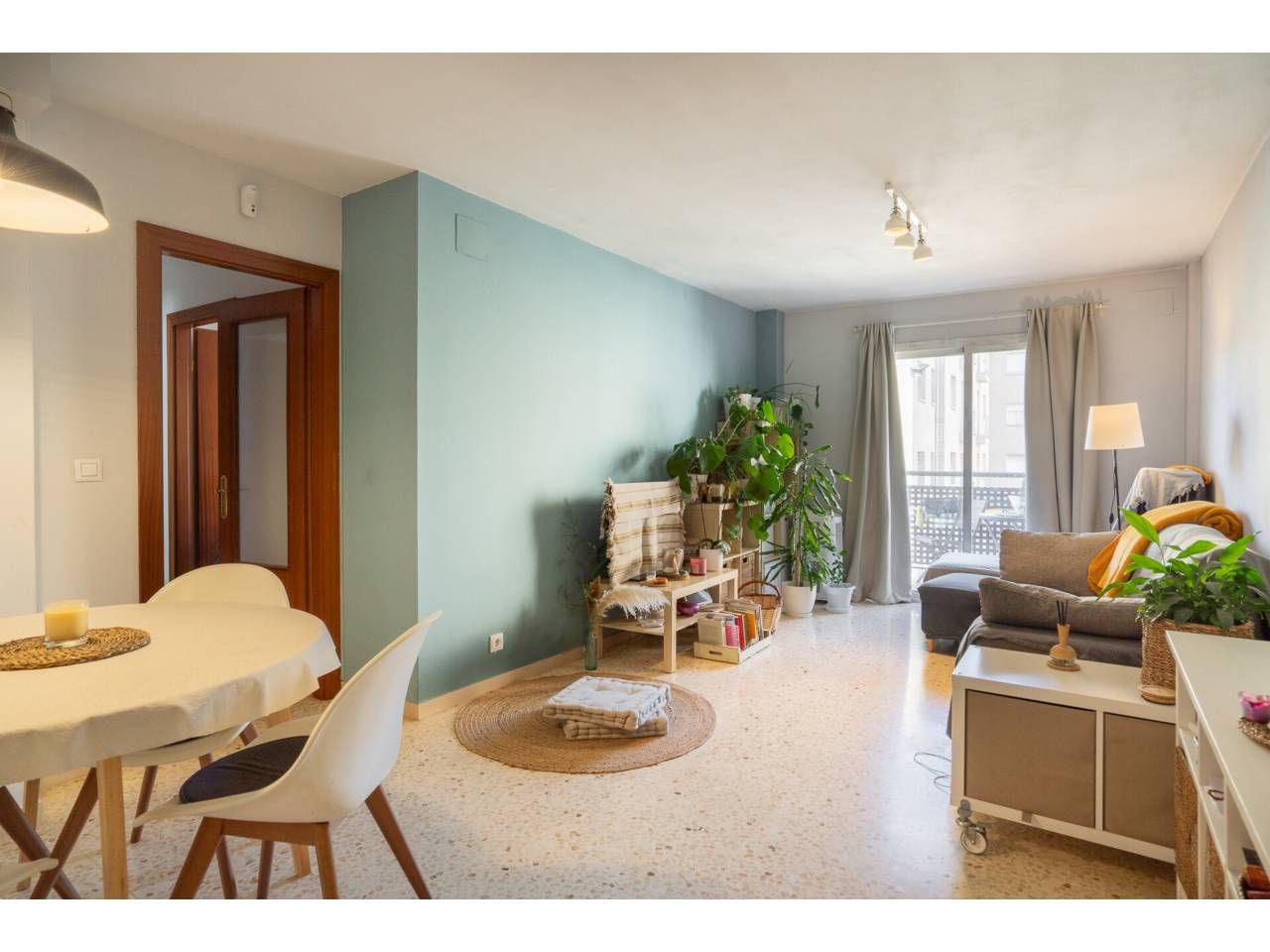 Sala de estar de Piso en venta en Vic con Calefacción y Terraza