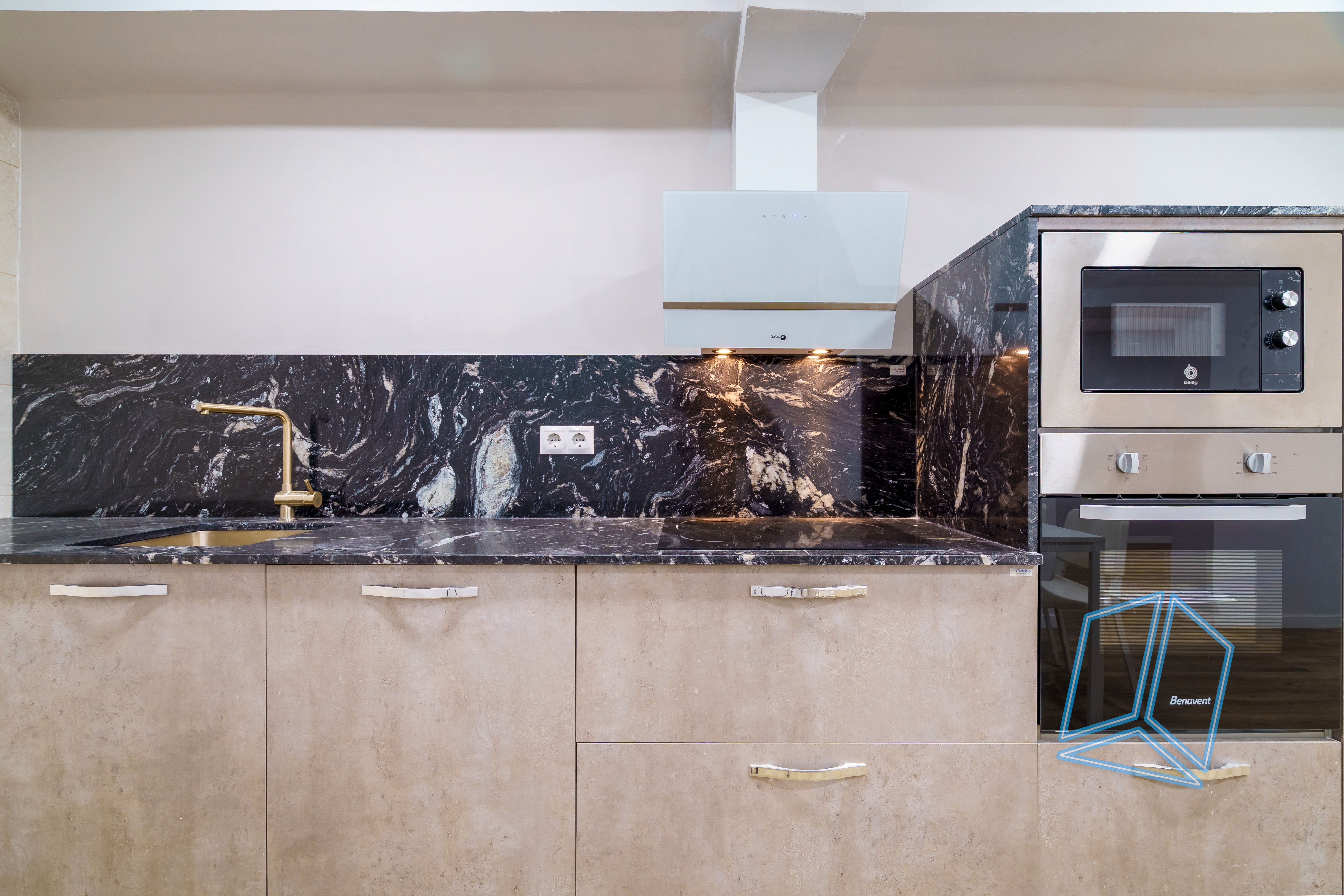 Cocina de Piso en venta en Sant Feliu de Llobregat con Terraza