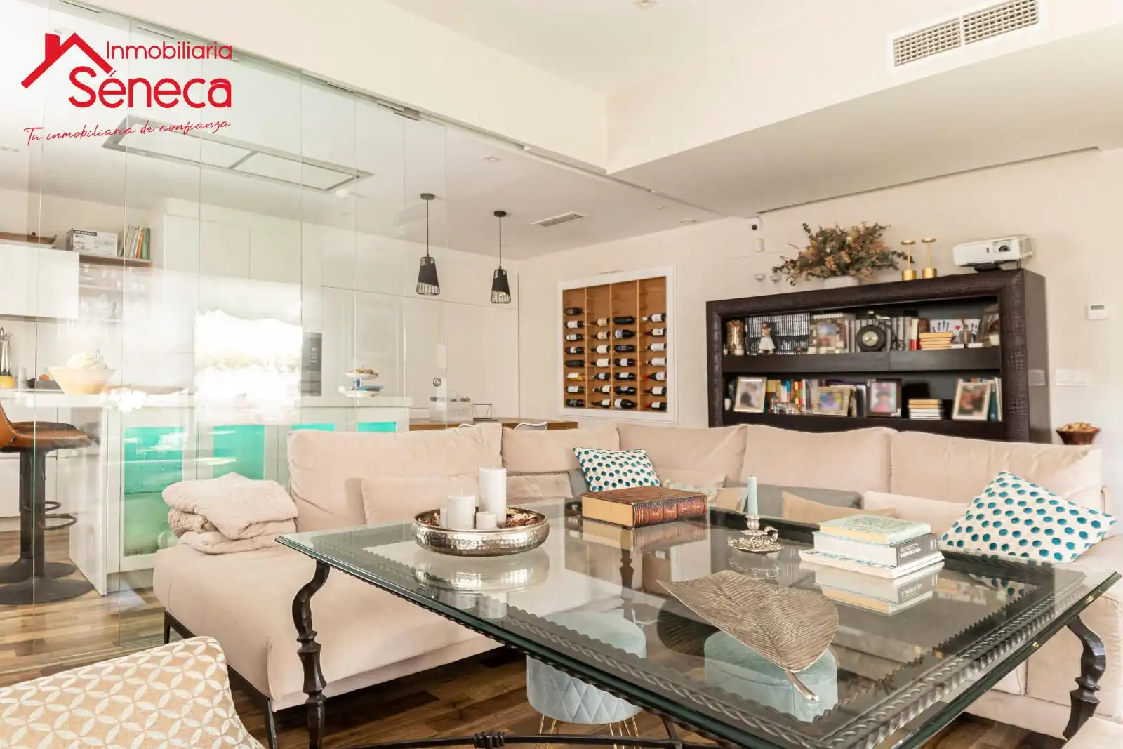 Living room of Flat for sale in Córdoba  with Air Conditioner, Heating and Terrace