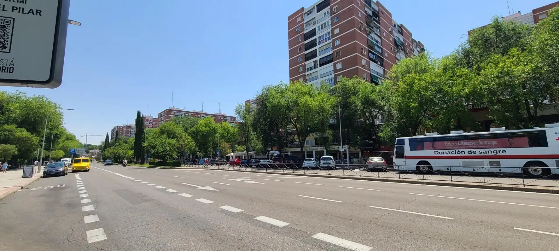 Vista exterior de Apartament en venda en Madrid amb Calefacció