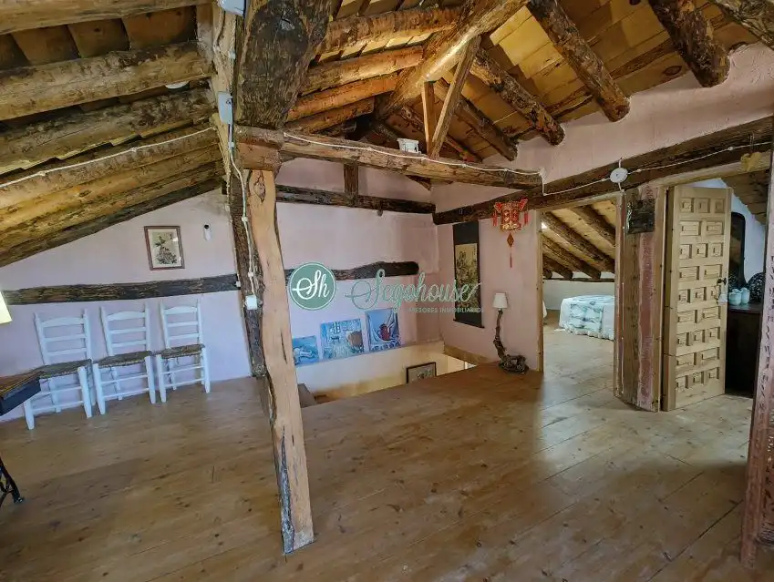 Casa o chalet en venta en Escobar de Polendos con Calefacción y Trastero