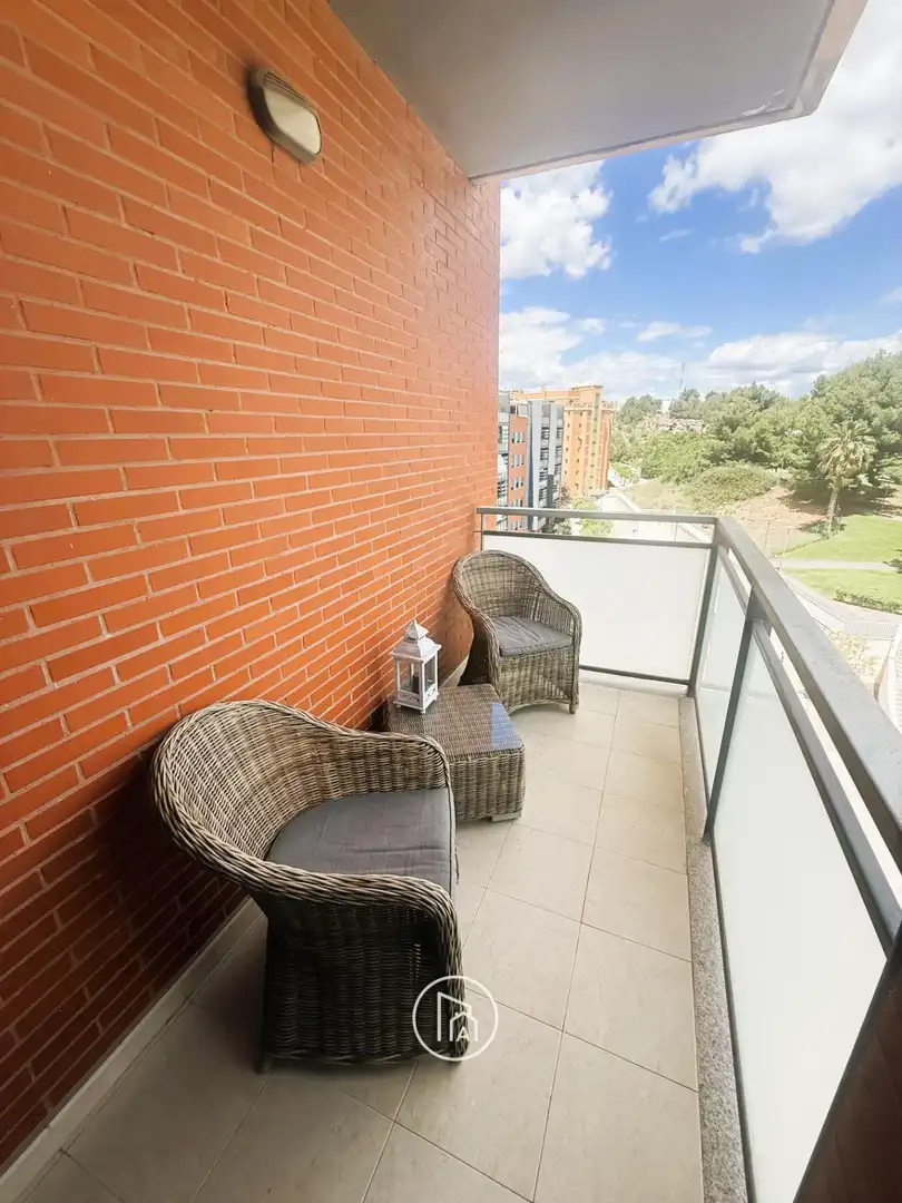 Balcony of Flat for sale in Paterna  with Parquet flooring