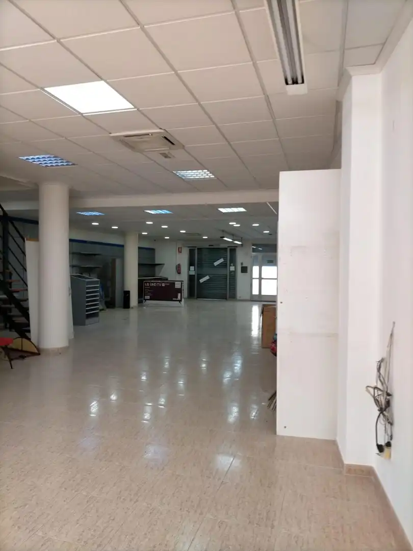 Gewerbefläche zum Verkauf in Orihuela ciudad, imagen 2