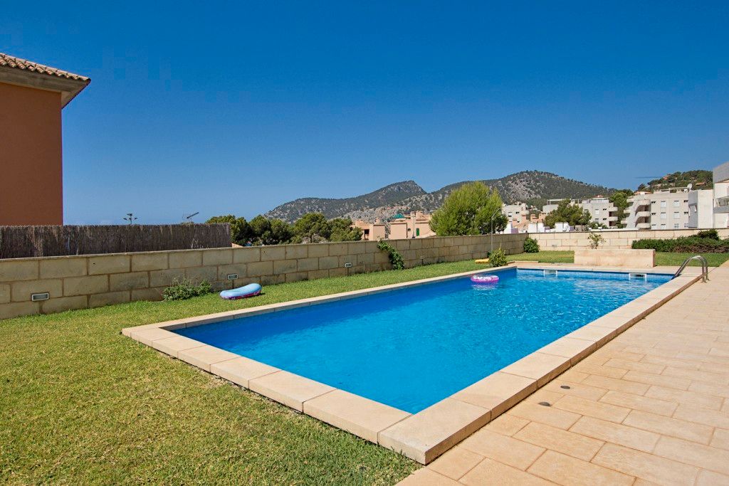 Piscina de Apartament de lloguer en Andratx amb Aire condicionat, Terrassa i Traster